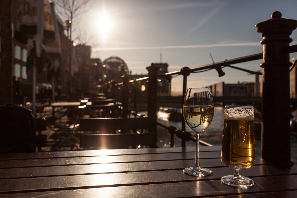Erfrischung an der Spree | Brennweite: 36mm | Blende F7.1 |Belichtungszeit: 1/5000 Sek | ISO 200